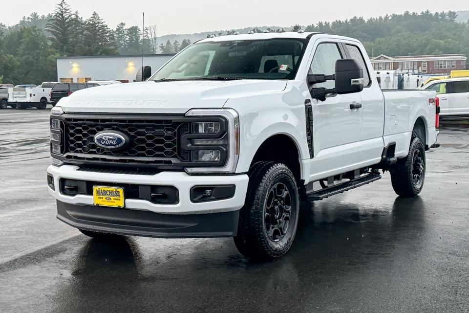 new 2025 Ford F-350 car, priced at $62,140