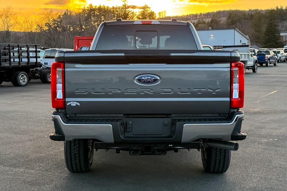 new 2025 Ford F-350 car, priced at $61,125