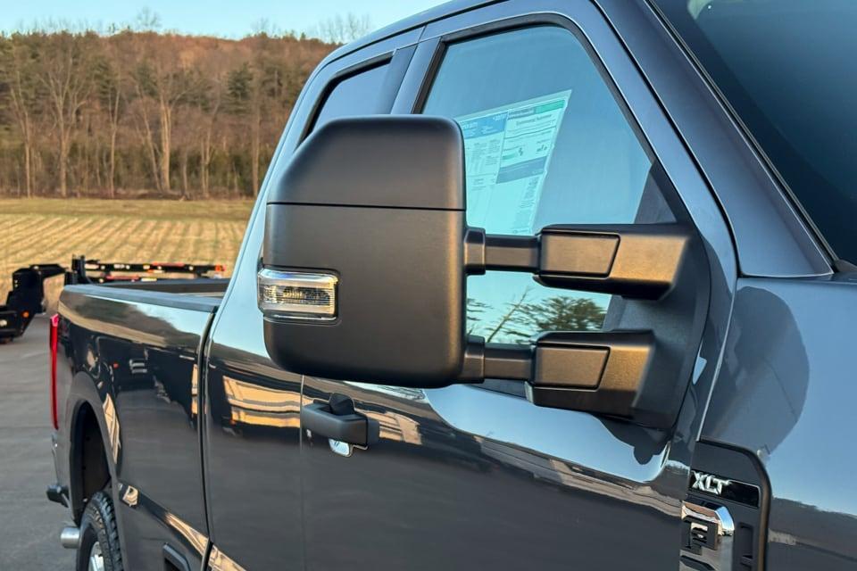 new 2025 Ford F-350 car, priced at $61,125
