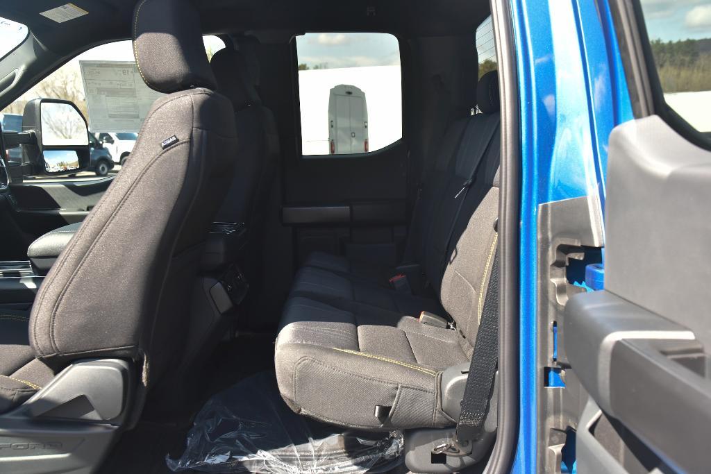 new 2025 Ford F-150 car, priced at $49,670