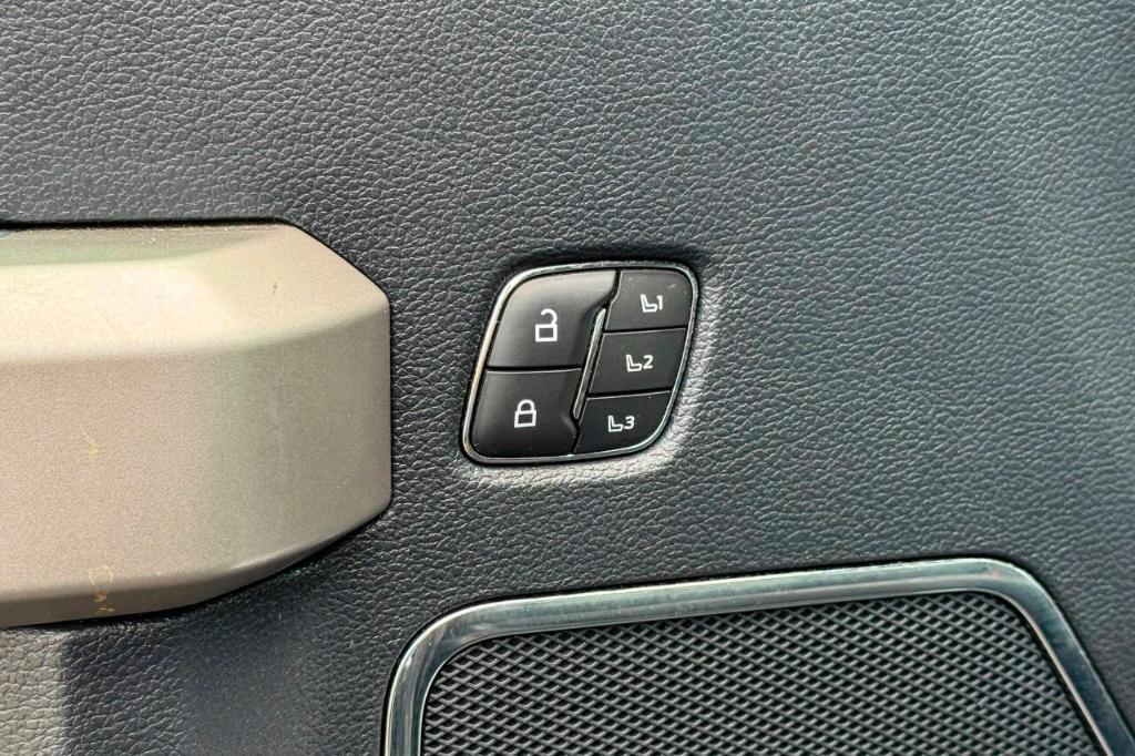 used 2022 Ford F-350 car, priced at $58,900