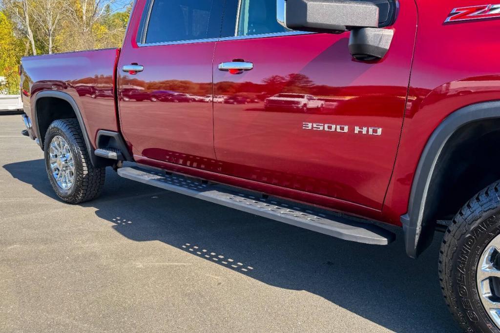 used 2024 Chevrolet Silverado 3500 car, priced at $59,900