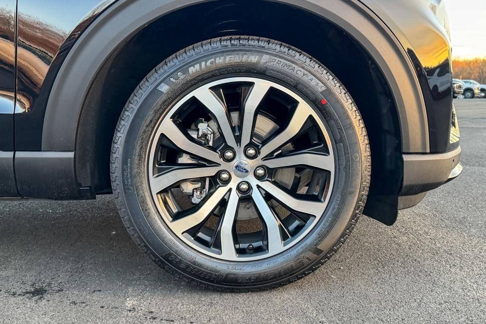 new 2025 Ford Explorer car, priced at $46,505