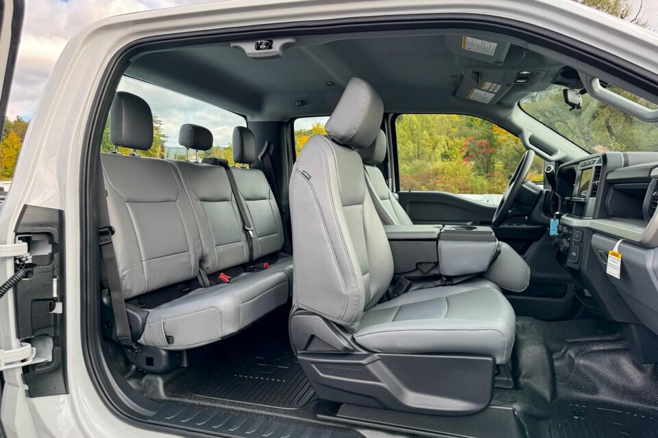new 2024 Ford F-350 car, priced at $56,665