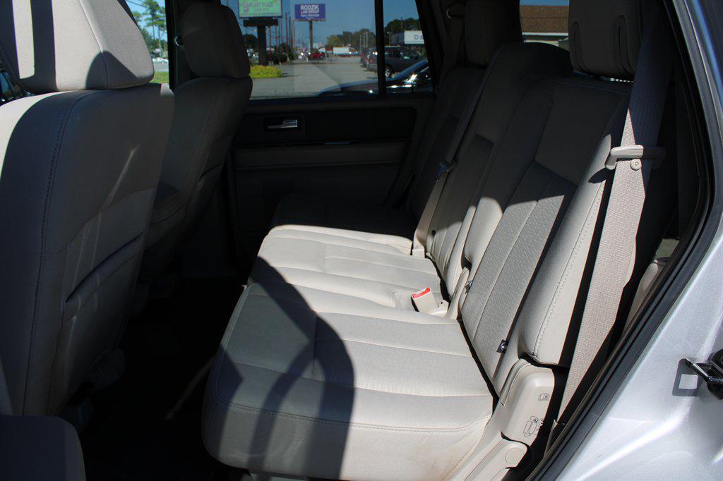 used 2007 Ford Expedition car, priced at $8,995