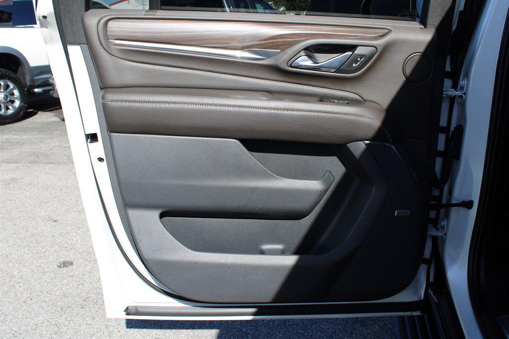 used 2021 GMC Yukon XL car, priced at $59,990