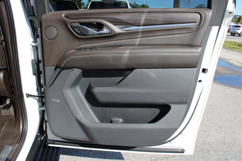 used 2021 GMC Yukon XL car, priced at $59,990