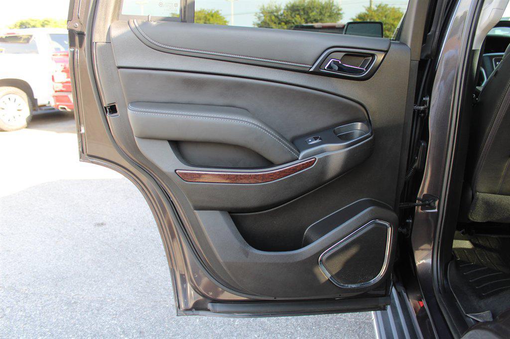 used 2017 GMC Yukon car, priced at $28,933