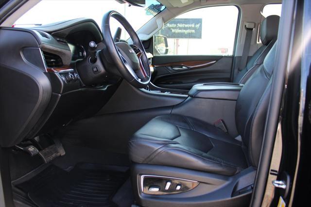 used 2019 Cadillac Escalade ESV car, priced at $37,234