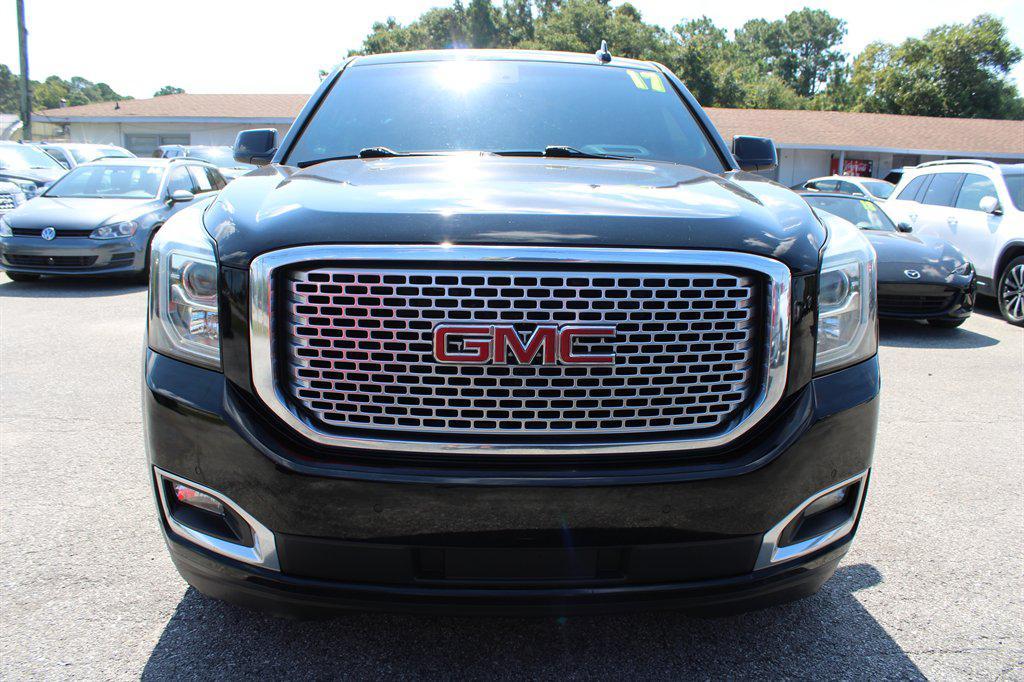 used 2017 GMC Yukon XL car, priced at $22,771