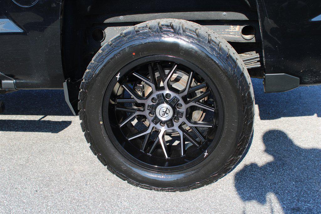 used 2018 Chevrolet Silverado 1500 car, priced at $28,698