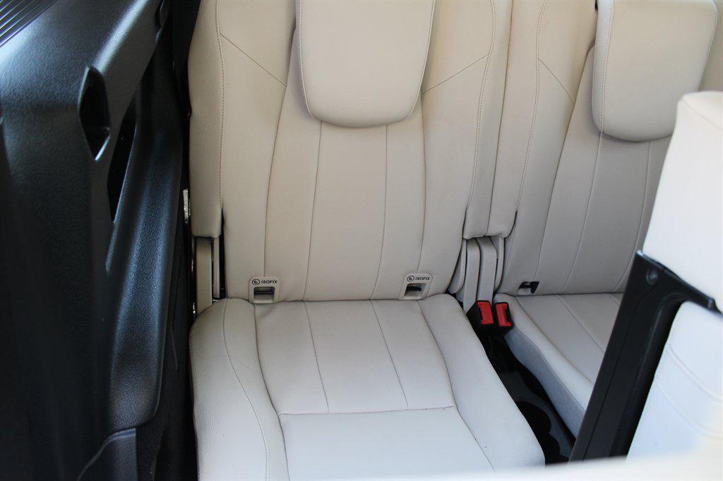 used 2023 Mercedes-Benz GLB 250 car, priced at $29,971