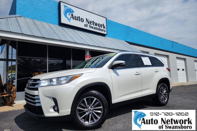 used 2019 Toyota Highlander car, priced at $24,438