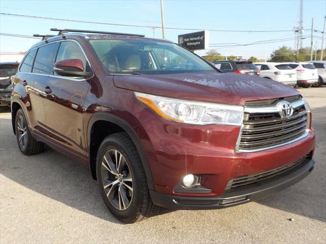 used 2016 Toyota Highlander car, priced at $18,386