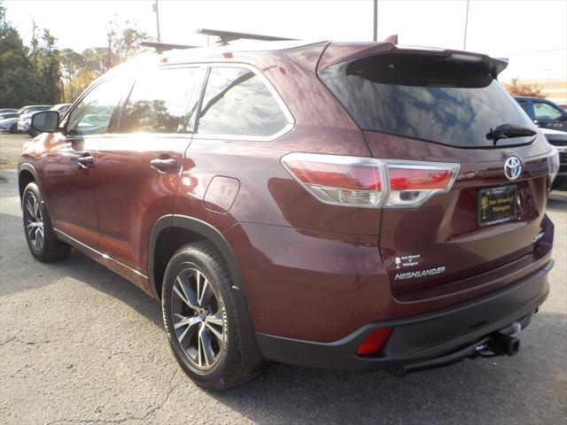 used 2016 Toyota Highlander car, priced at $18,386