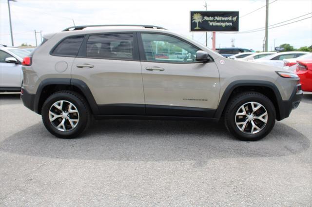 used 2017 Jeep Cherokee car, priced at $15,198