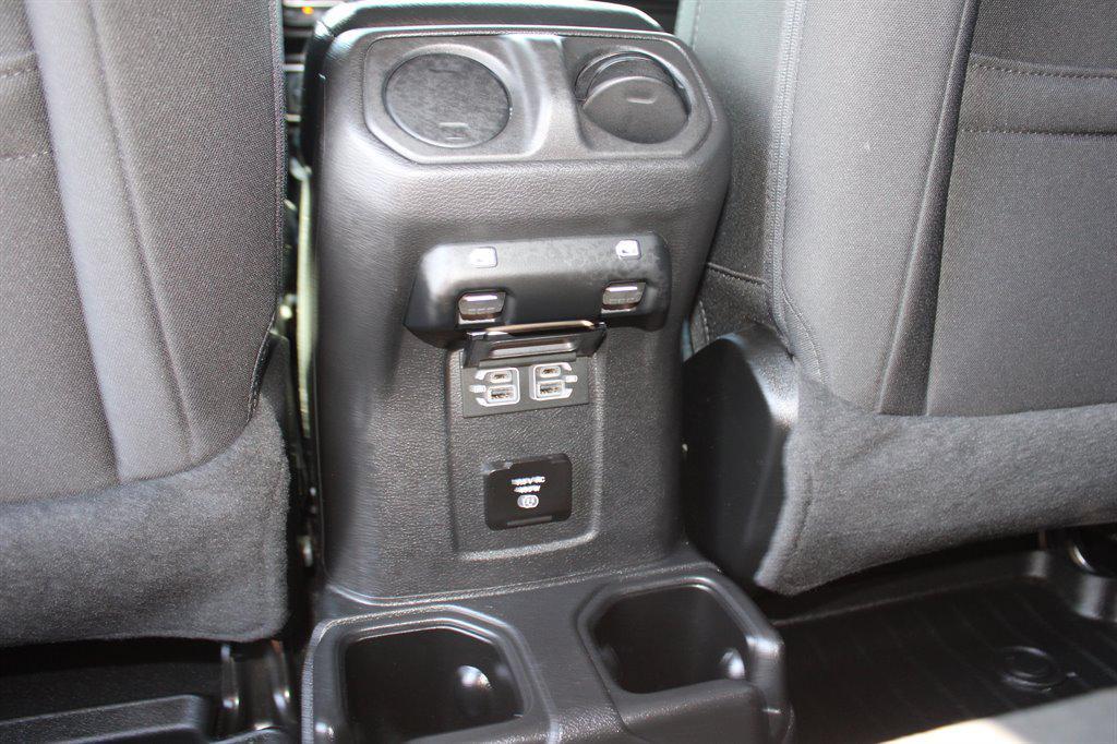 used 2022 Jeep Gladiator car, priced at $33,498