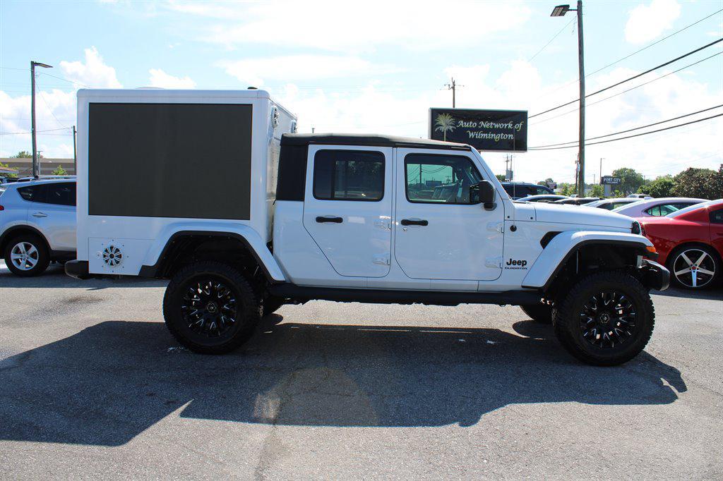 used 2022 Jeep Gladiator car, priced at $33,498