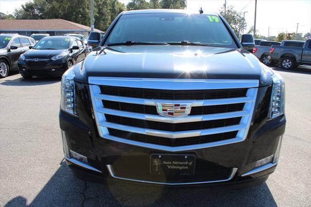 used 2019 Cadillac Escalade ESV car, priced at $34,995