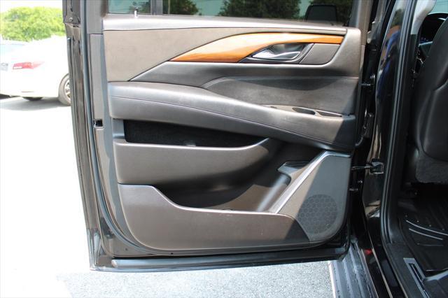 used 2017 Cadillac Escalade ESV car, priced at $26,498