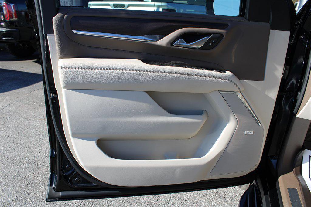 used 2021 GMC Yukon XL car, priced at $49,995