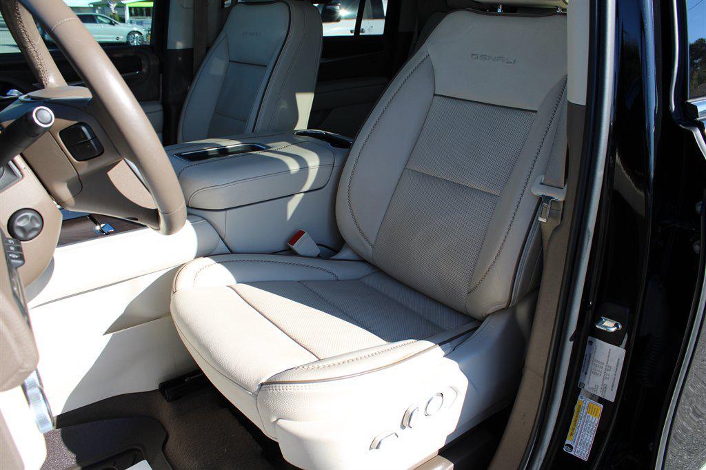 used 2021 GMC Yukon XL car, priced at $49,995