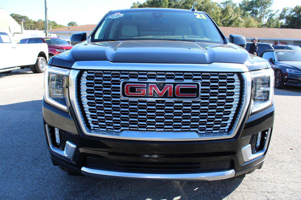 used 2021 GMC Yukon XL car, priced at $49,995
