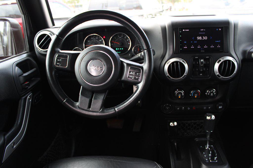 used 2015 Jeep Wrangler Unlimited car, priced at $23,198