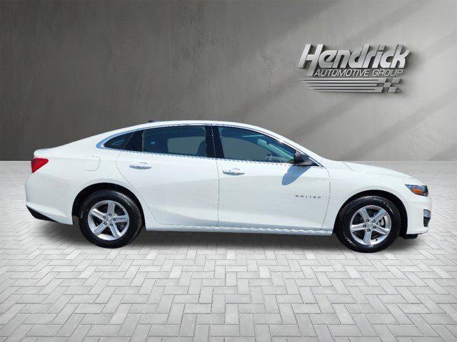 new 2025 Chevrolet Malibu car, priced at $27,245