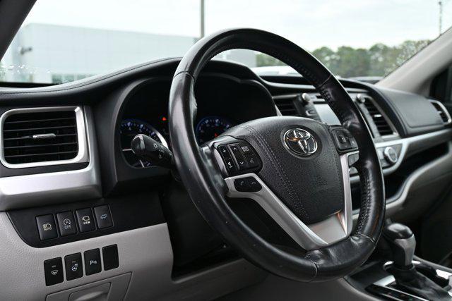 used 2017 Toyota Highlander car, priced at $23,990