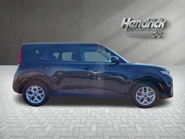 used 2022 Kia Soul car, priced at $16,988