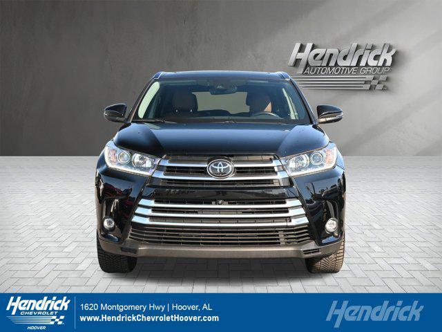 used 2019 Toyota Highlander car, priced at $29,885