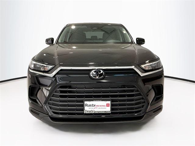 new 2025 Toyota Highlander car, priced at $42,688