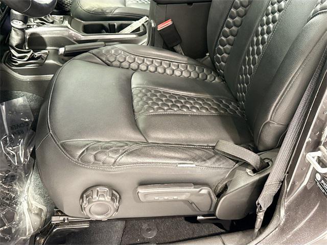 used 2022 Jeep Gladiator car, priced at $36,155