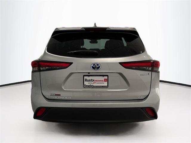 used 2022 Toyota Highlander Hybrid car, priced at $42,122