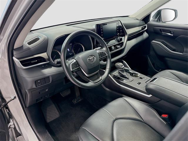 used 2022 Toyota Highlander Hybrid car, priced at $42,122