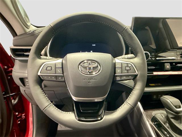 new 2026 Toyota Highlander car, priced at $55,291