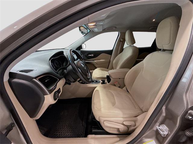 used 2019 Jeep Cherokee car, priced at $15,782