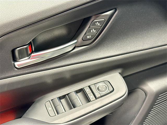 new 2026 Toyota Prius Plug-In Hybrid car, priced at $43,430