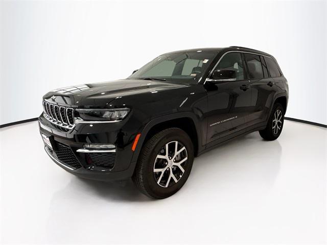 used 2024 Jeep Grand Cherokee car, priced at $38,907