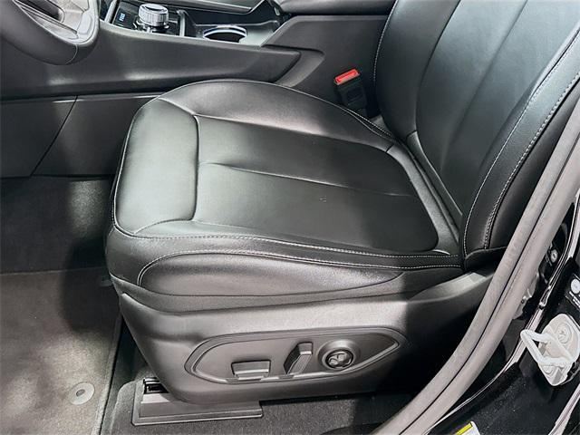 used 2024 Jeep Grand Cherokee car, priced at $38,907