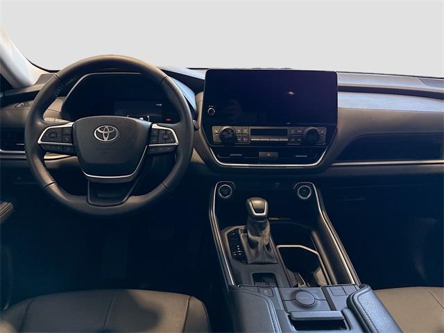 used 2025 Toyota Grand Highlander car, priced at $45,486