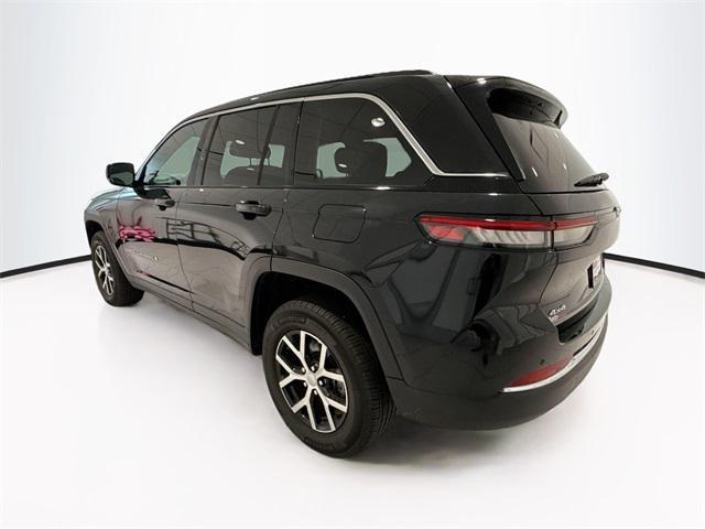 used 2024 Jeep Grand Cherokee car, priced at $40,617