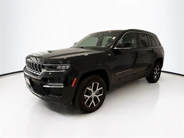 used 2024 Jeep Grand Cherokee car, priced at $40,617