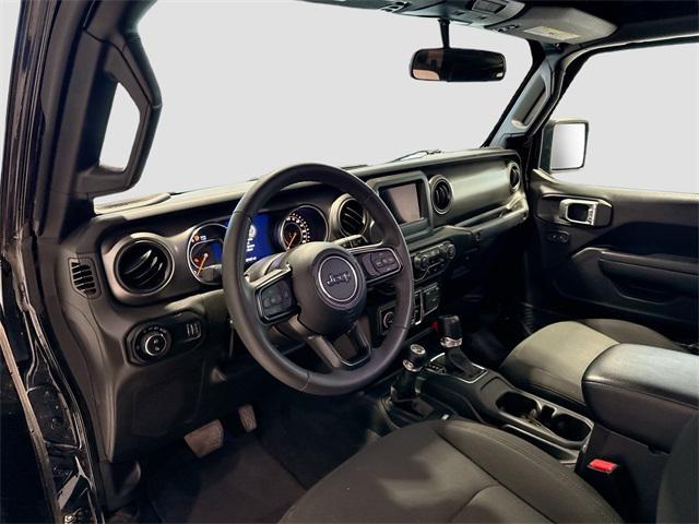 used 2023 Jeep Gladiator car, priced at $31,574