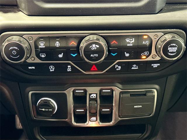 used 2023 Jeep Gladiator car, priced at $31,574