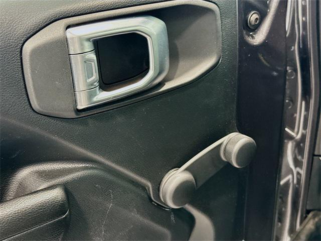 used 2022 Jeep Wrangler Unlimited car, priced at $27,900
