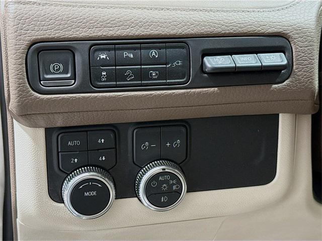 used 2022 GMC Yukon XL car, priced at $45,446