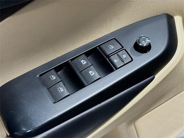 used 2019 Toyota Highlander car, priced at $28,374