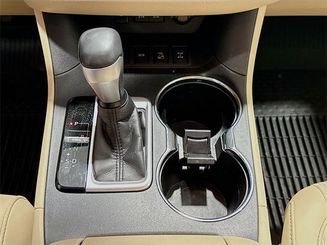 used 2019 Toyota Highlander car, priced at $28,374